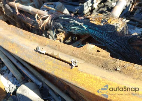 2014 Toyota Tundra Sr5 5.7L V8 z USA, uszkodzony, nr VIN 5TFDW5F16EX323853